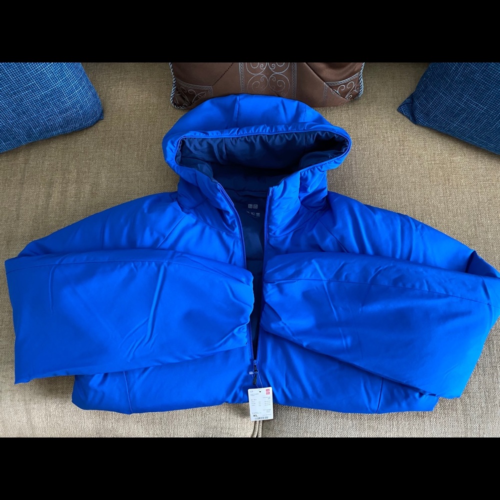 BRAND NEW UNI QLO XL MENS PARKA